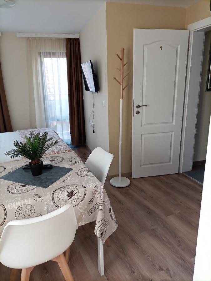 Damaris Hotel Созопол Екстериор снимка