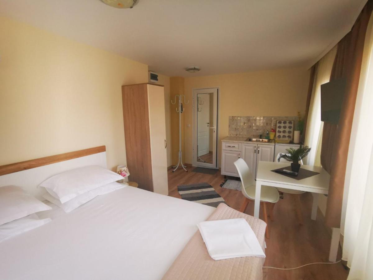Damaris Hotel Созопол Екстериор снимка